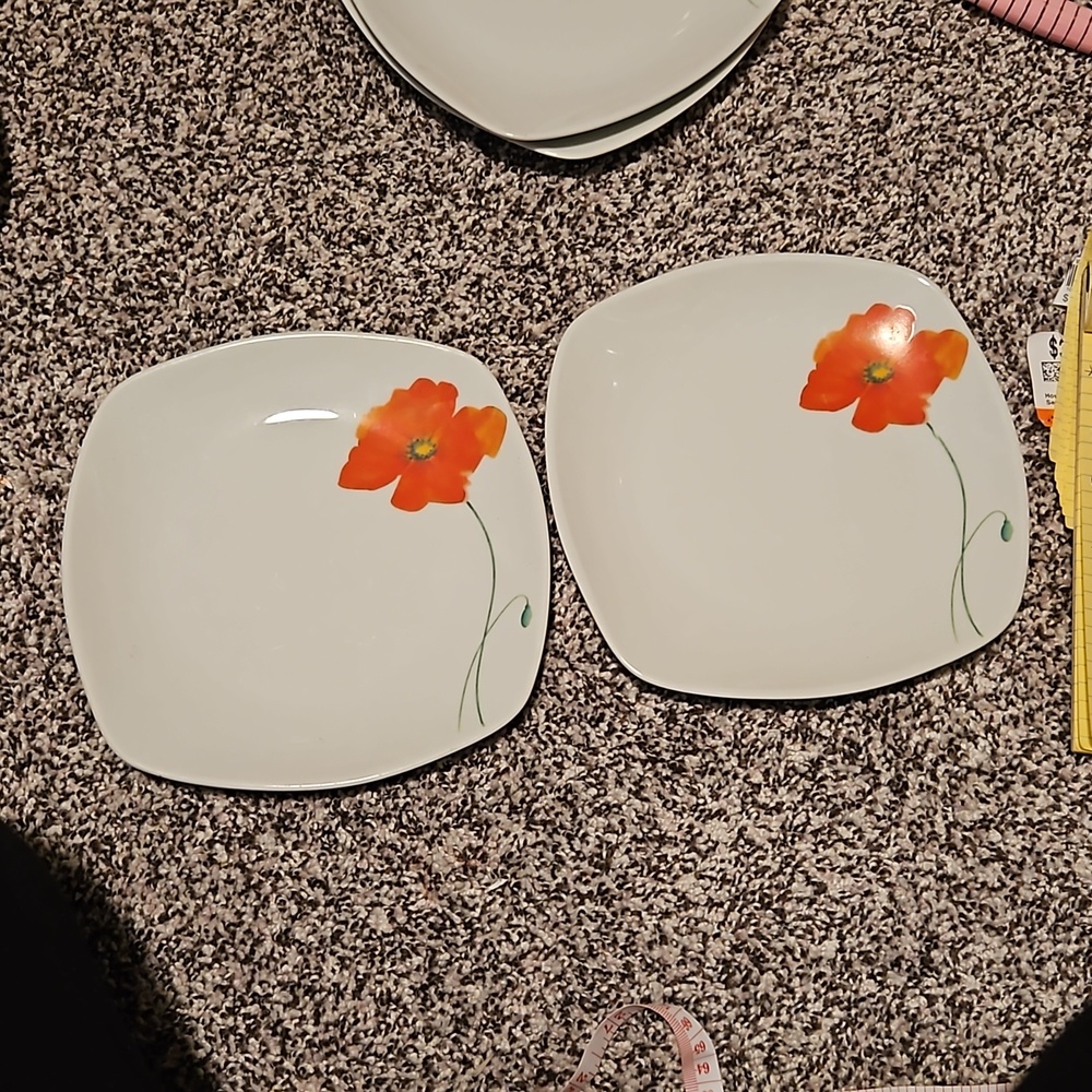 Set of 2 salad plates. Palermo by unlimited